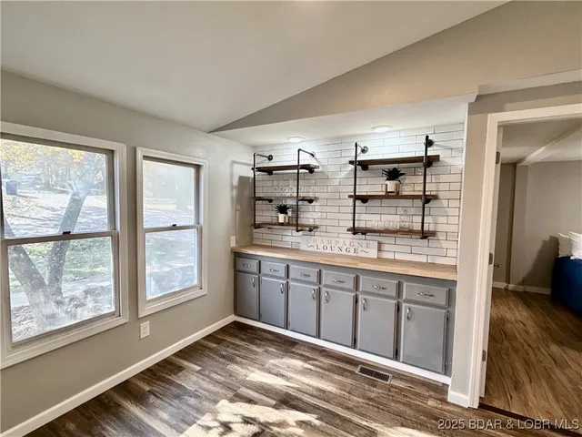 $235,000 | 370 State Road, Linn Creek, MO 65052