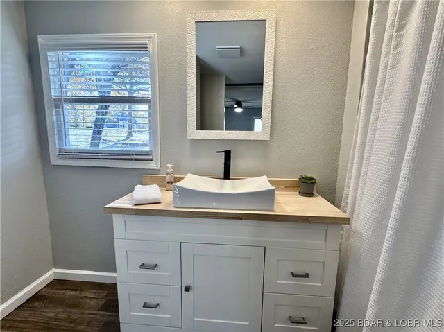 $235,000 | 370 State Road, Linn Creek, MO 65052