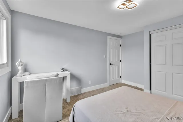 $269,900 | 27 Basswood Drive, Cheektowaga, NY 14227