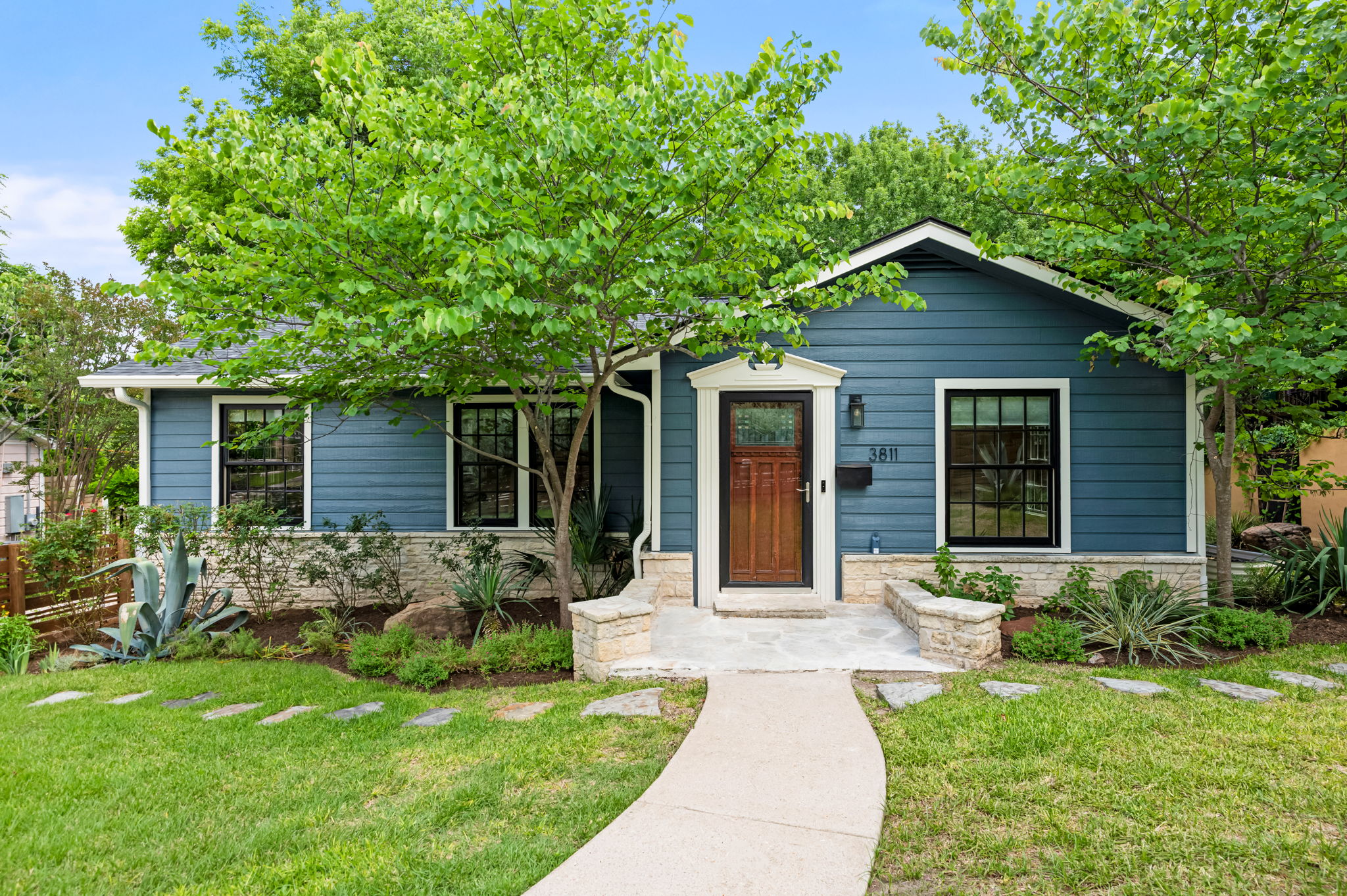 3811 Cherrywood Road Austin, TX 78722 - Photo 1 of 40