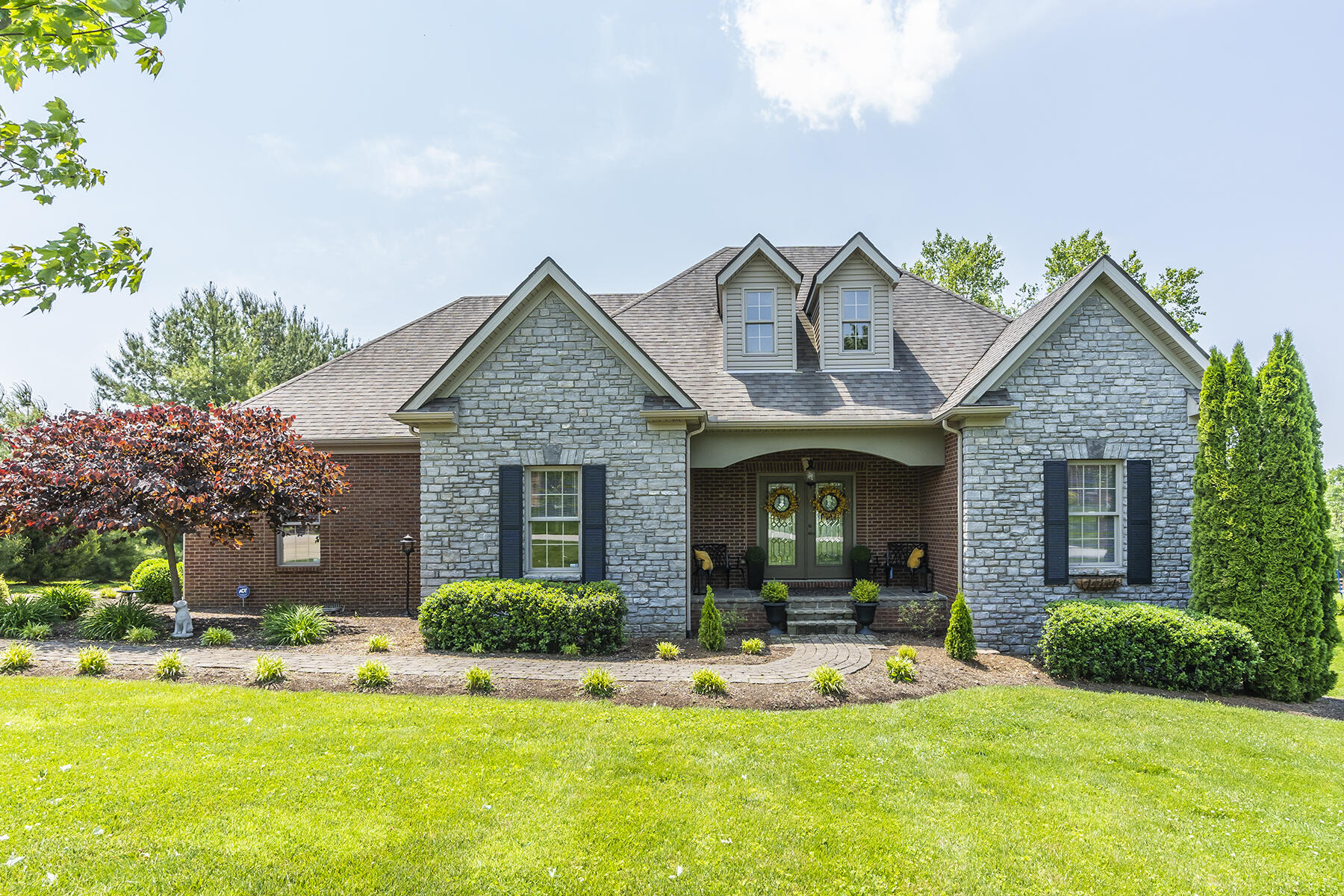 217 Squires Pointe Road Paris, KY 40361 - Photo 1 of 32 217squires01