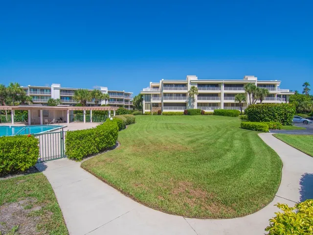 a view of parking area