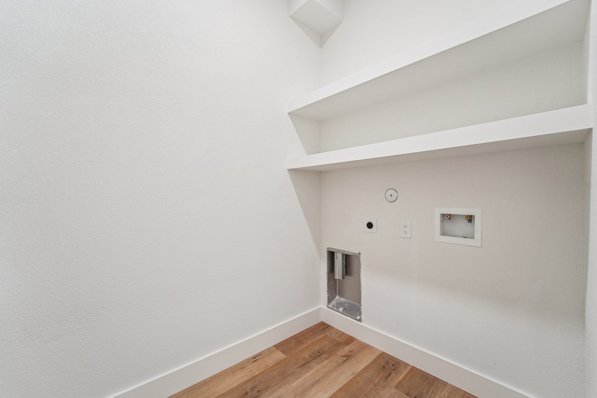 320 East Main Street La Porte, TX 77571 - Photo 15 of 37