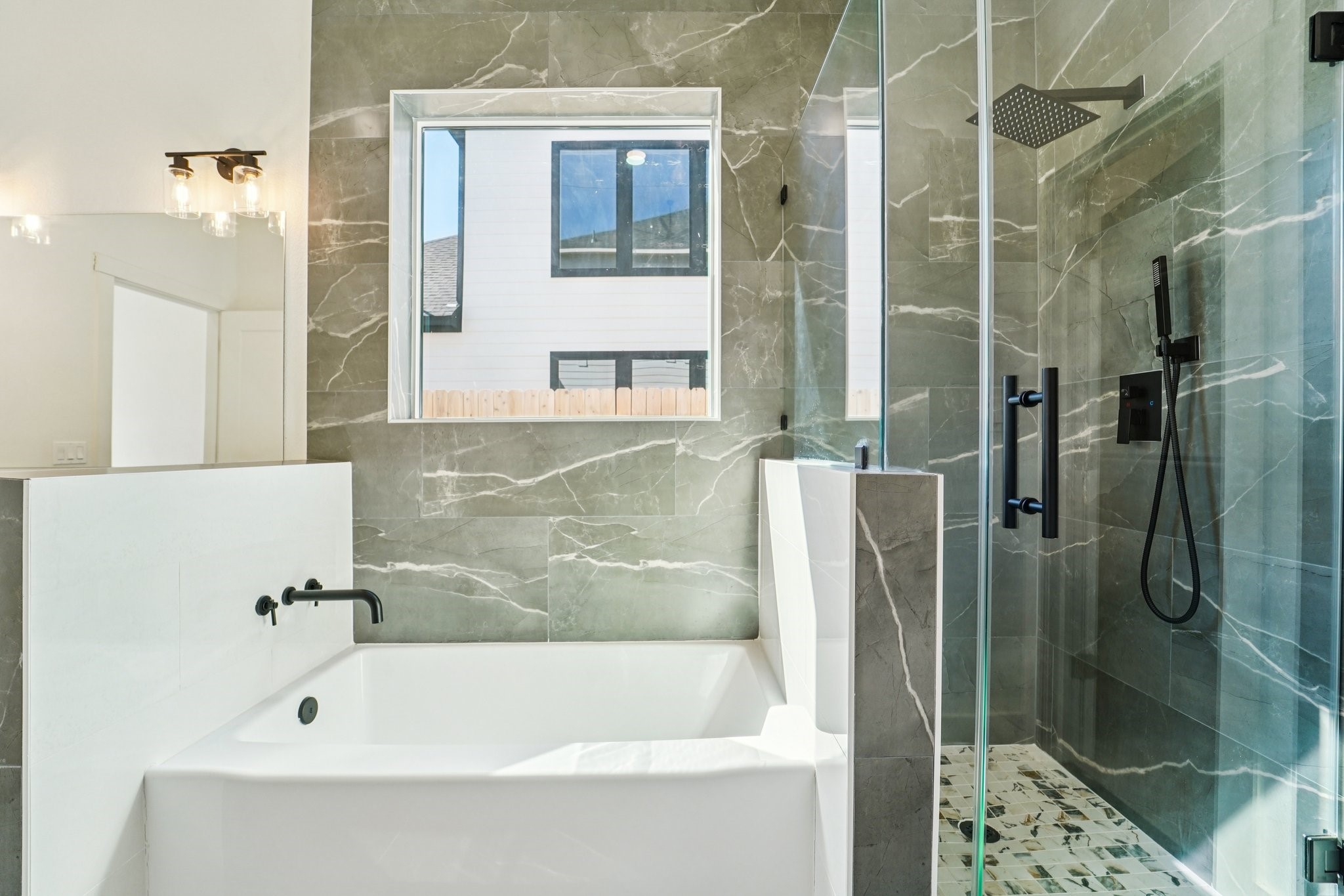 320 East Main Street La Porte, TX 77571 - Photo 22 of 37