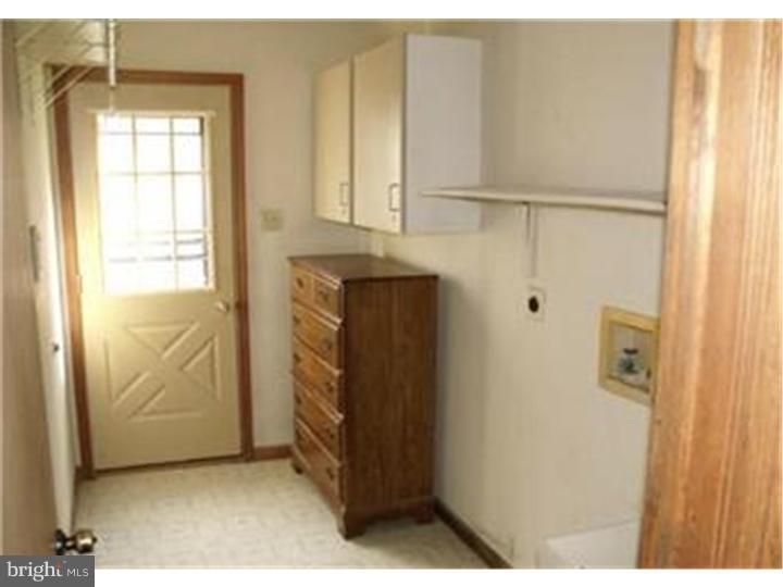 1796 Riverbend Road Allentown, PA 18103 - Photo 14 of 25 Gallery Image 14