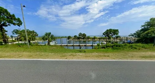 $168,000 | 2168 Massachusetts Avenue, Carrabelle, FL 32322