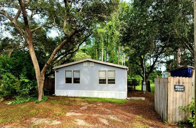 $168,000 | 2168 Massachusetts Avenue, Carrabelle, FL 32322