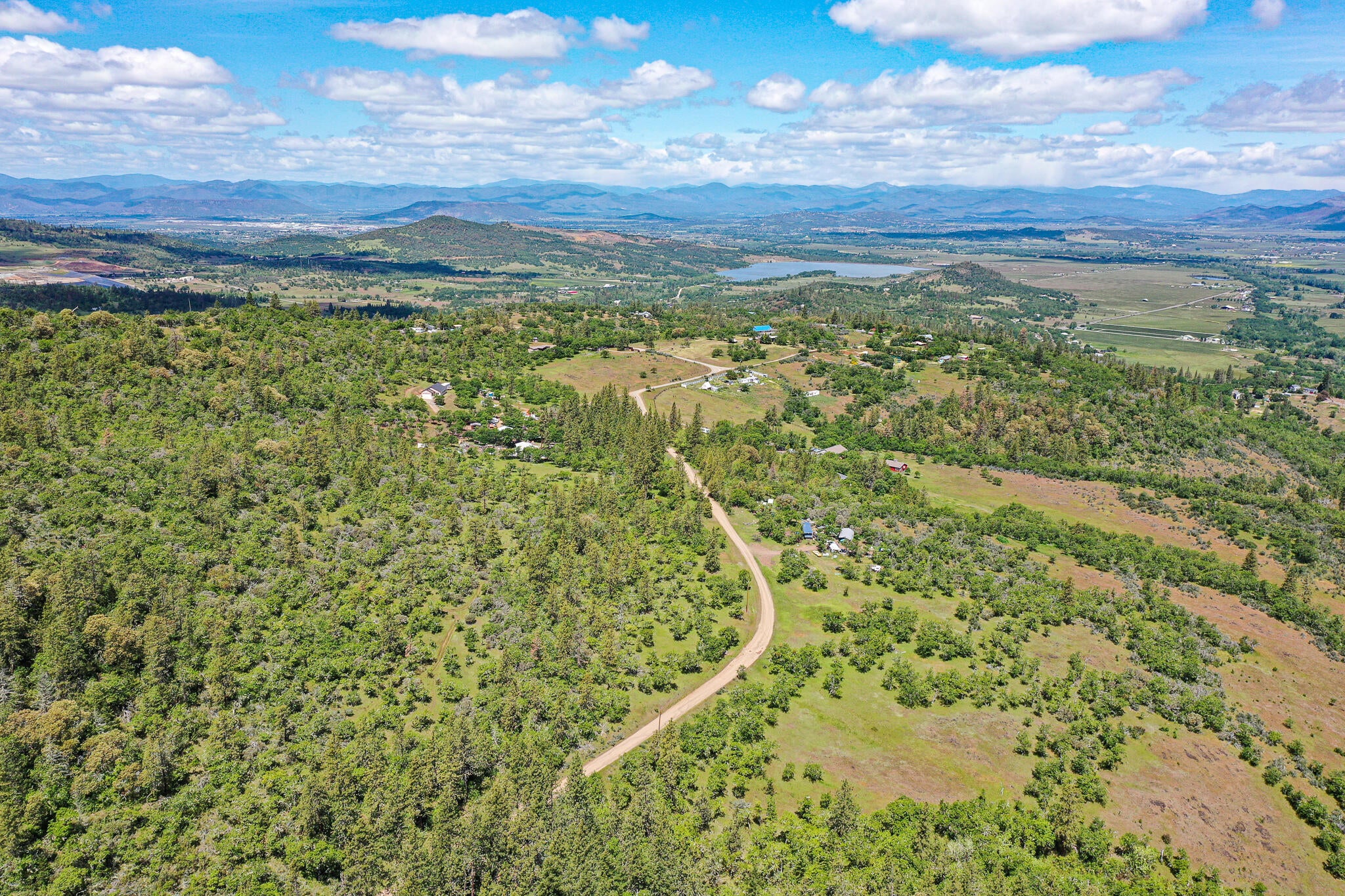 1729 Wren Ridge Drive Eagle Point, OR 97524 - Photo 18 of 21 DJI_0900