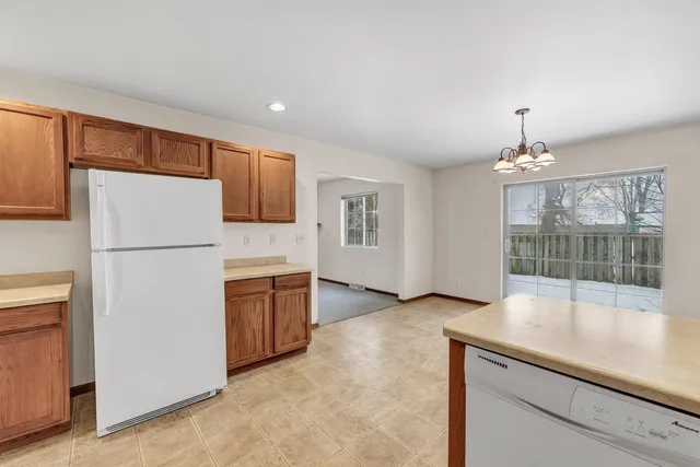 $199,900 | 4642 Ridge Court, Manitowoc, WI 54220