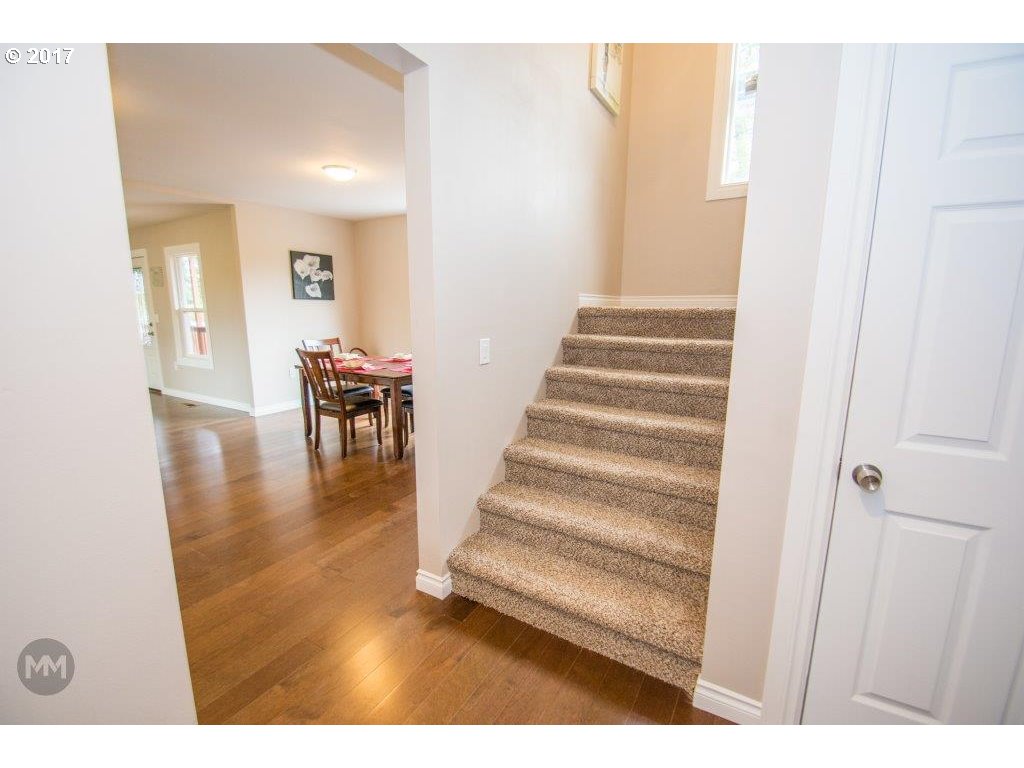 24658 Southwest Daniel Road Beaverton, OR 97078 - Photo 13 of 22 Gallery Image 13