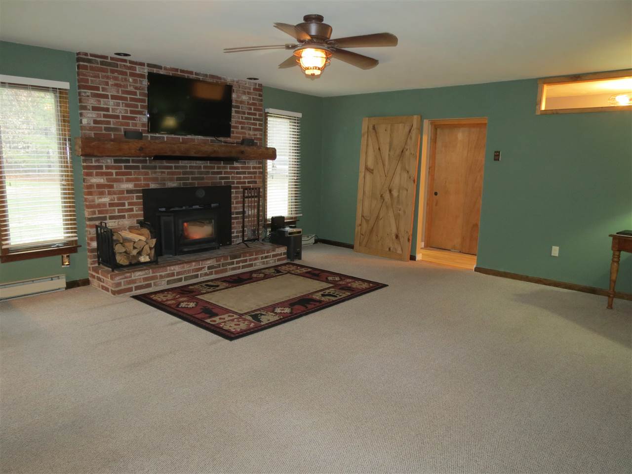 51 Oak Street Rochester, NH 03839 - Photo 15 of 33