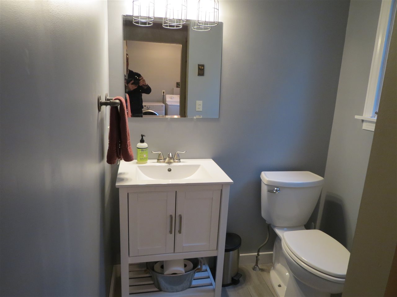 51 Oak Street Rochester, NH 03839 - Photo 16 of 33