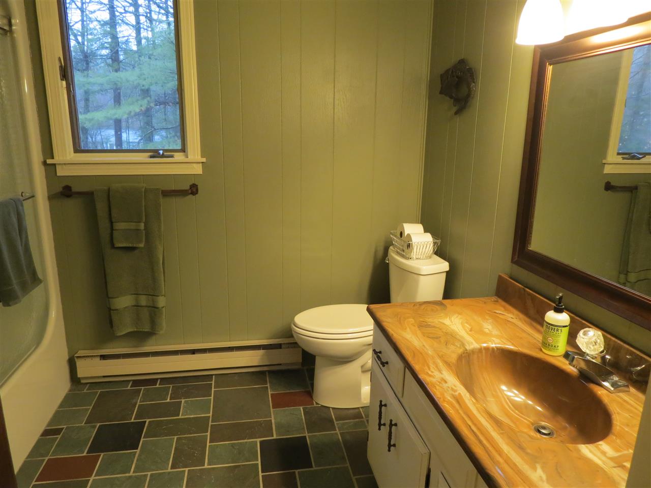 51 Oak Street Rochester, NH 03839 - Photo 28 of 33