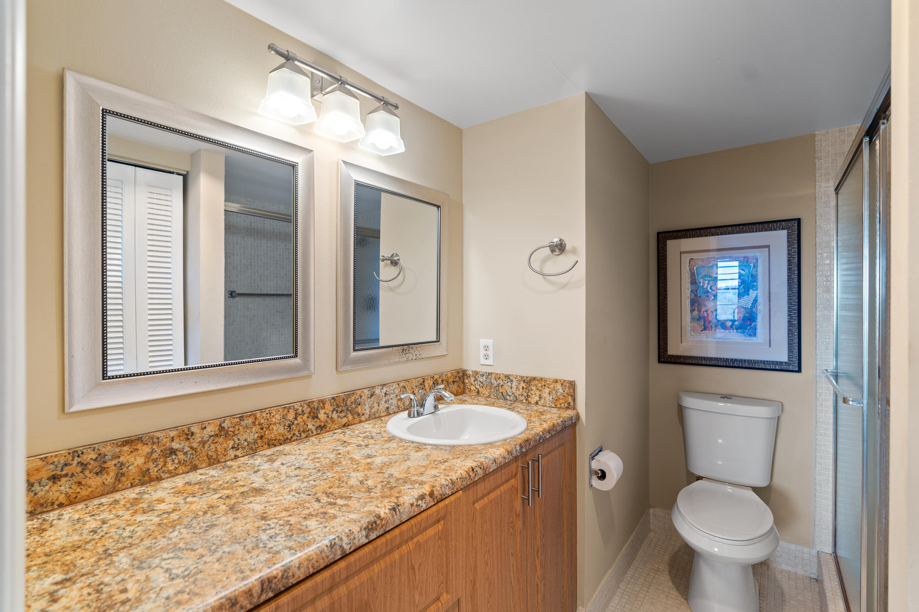 4054 Newcastle A Boca Raton, FL 33434 - Photo 19 of 47 Bathroom