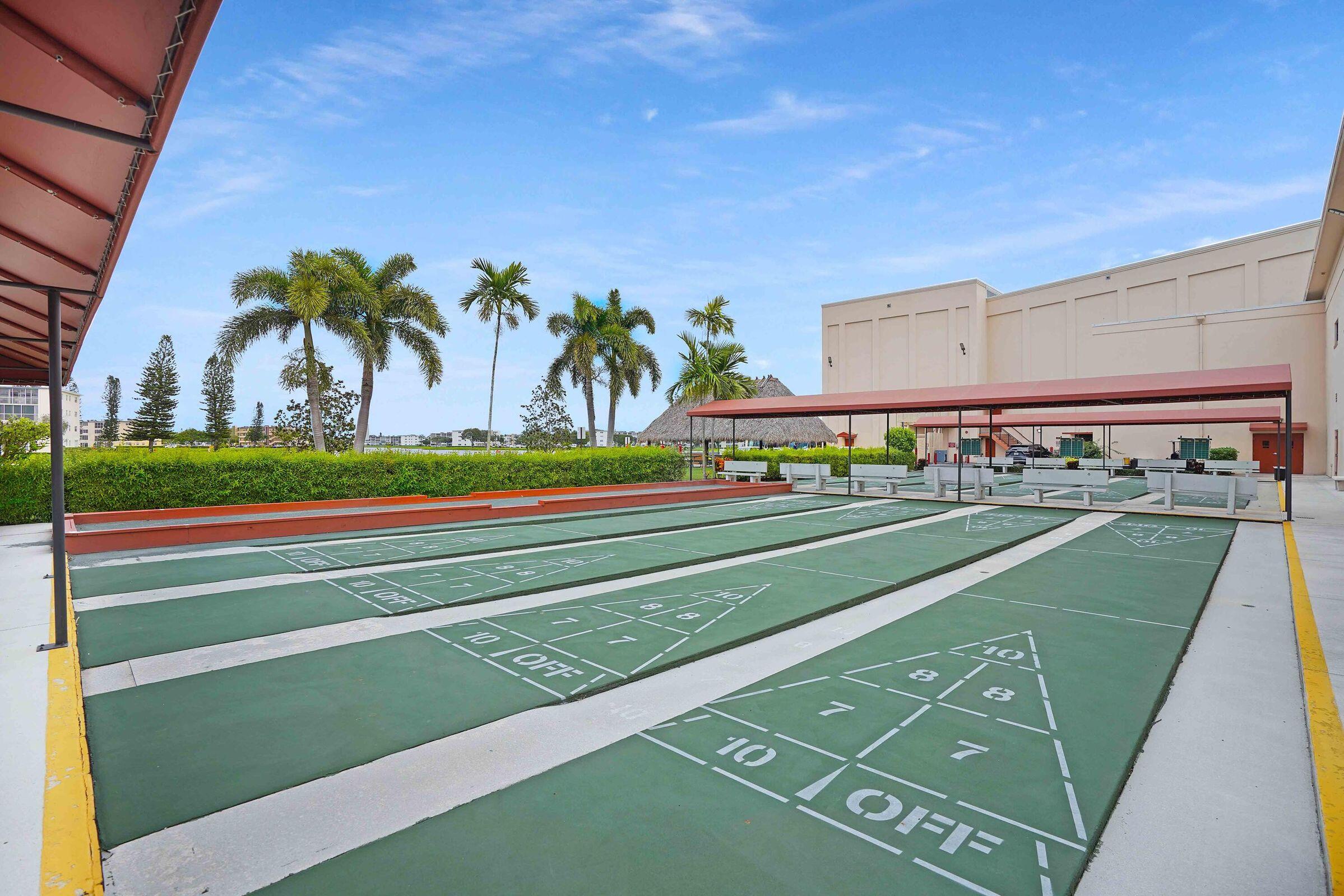 4054 Newcastle A Boca Raton, FL 33434 - Photo 37 of 47 Amenities