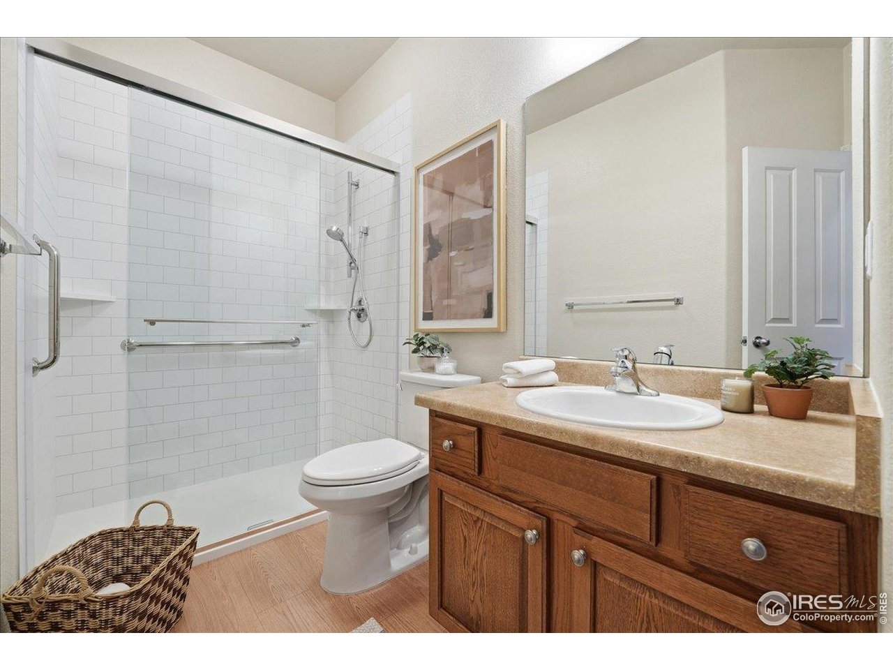 2287 Trestle Road Fort Collins, CO 80525 - Photo 20 of 40 a bathroom with a sink and a mirror