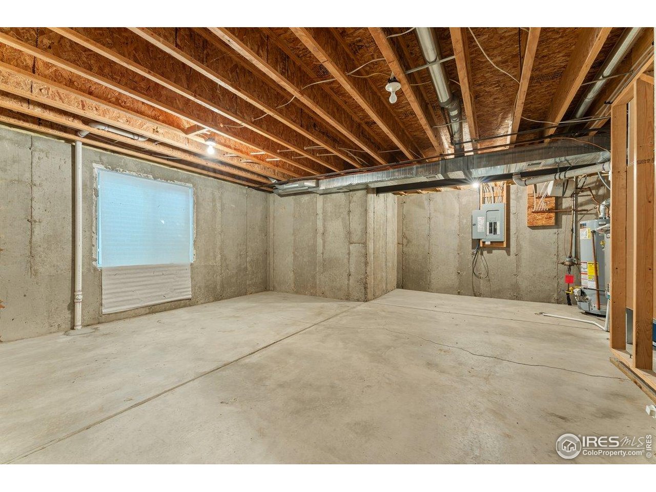 2287 Trestle Road Fort Collins, CO 80525 - Photo 37 of 40 a view of an empty room
