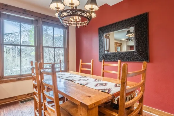 $899,000 | 1121 Pyramid Peak Drive, Unit 1121, Mammoth Lakes, CA 93546