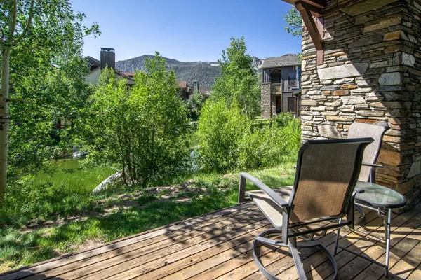 $899,000 | 1121 Pyramid Peak Drive, Unit 1121, Mammoth Lakes, CA 93546