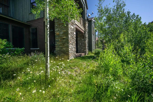 $899,000 | 1121 Pyramid Peak Drive, Unit 1121, Mammoth Lakes, CA 93546