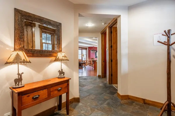 $899,000 | 1121 Pyramid Peak Drive, Unit 1121, Mammoth Lakes, CA 93546