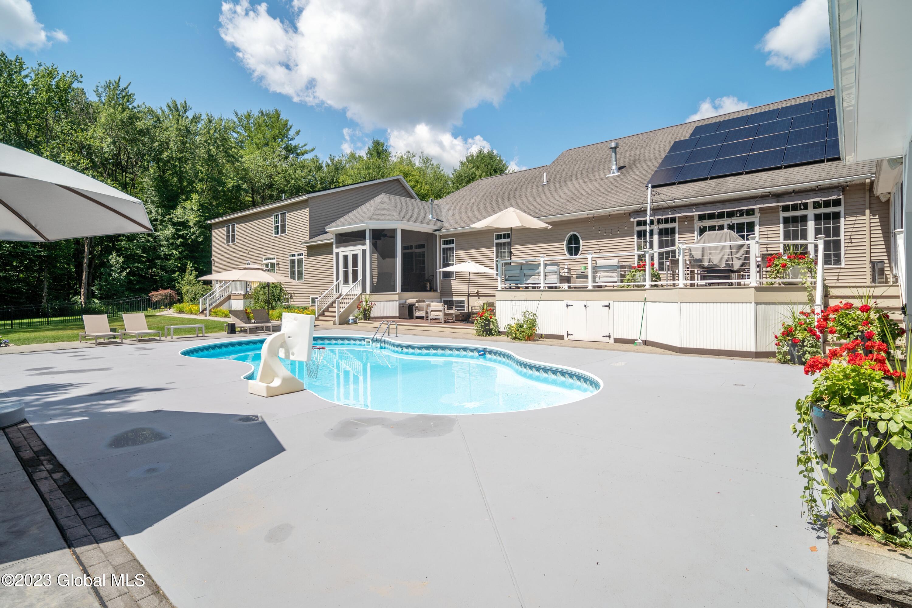 27 Vischer Ferry Road Rexford, NY 12148 - Photo 49 of 64 27-vischer-ferry-road-rexford-ny-usa-58
