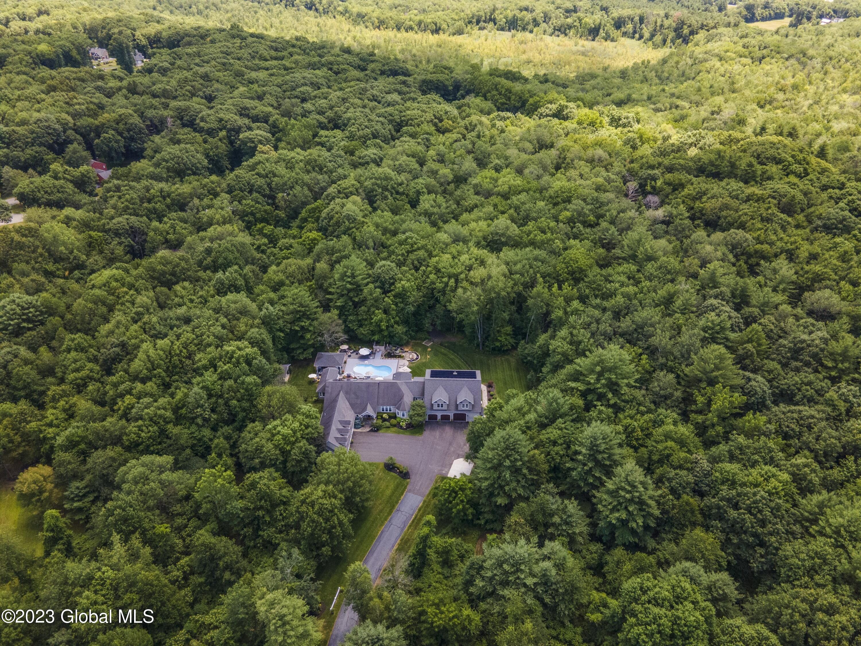 27 Vischer Ferry Road Rexford, NY 12148 - Photo 59 of 64 27-vischer-ferry-road-rexford-ny-usa-68