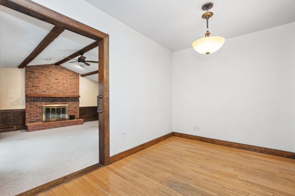 13 Fells Road Wellesley, MA 02482 - Photo 11 of 36