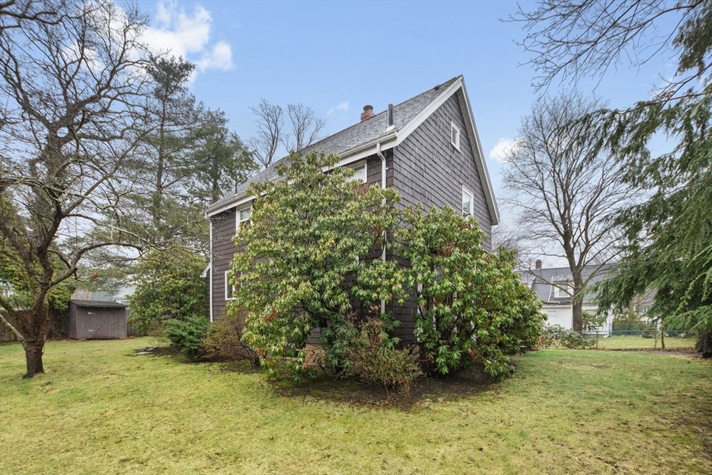 13 Fells Road Wellesley, MA 02482 - Photo 33 of 36