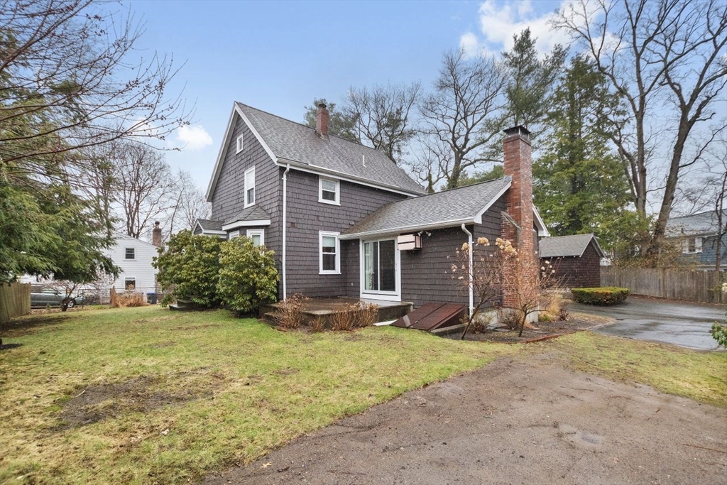 13 Fells Road Wellesley, MA 02482 - Photo 34 of 36