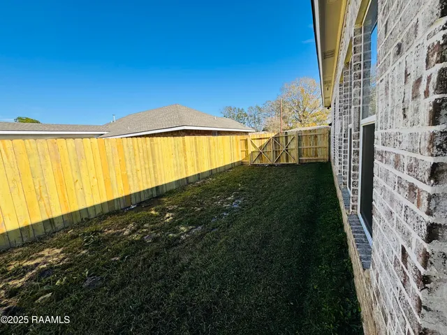 $223,900 | 305 Carl Drive, Opelousas, LA 70570