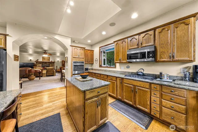 $1,250,000 | 918 Citadel Drive, Everson, WA 98247