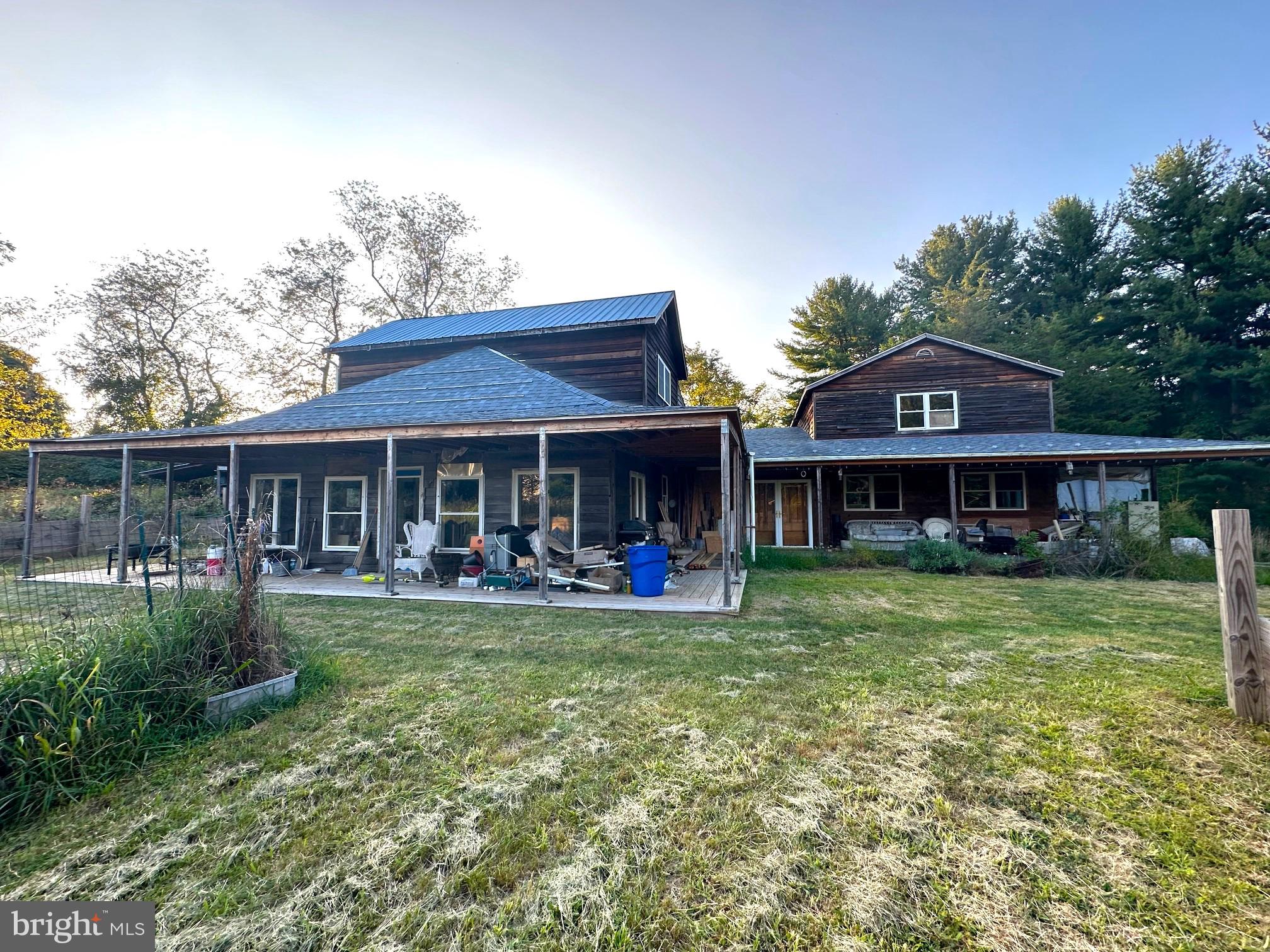 411 Marshall Road Glenmoore, PA 19343 - Photo 2 of 49 a front view of a house with garden