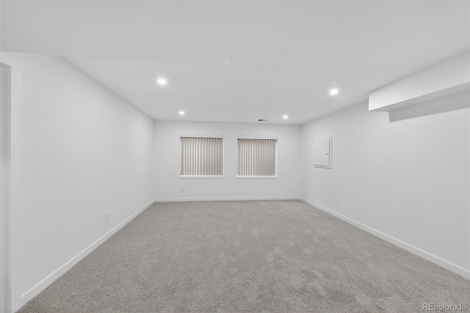 8943 Greenspointe Lane Highlands Ranch, CO 80130 - Photo 24 of 38 a view of empty room