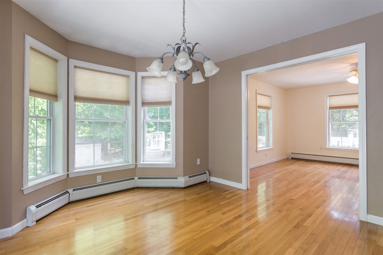 483 Middle Road Dover, NH 03820 - Photo 14 of 39 Gallery Image 14