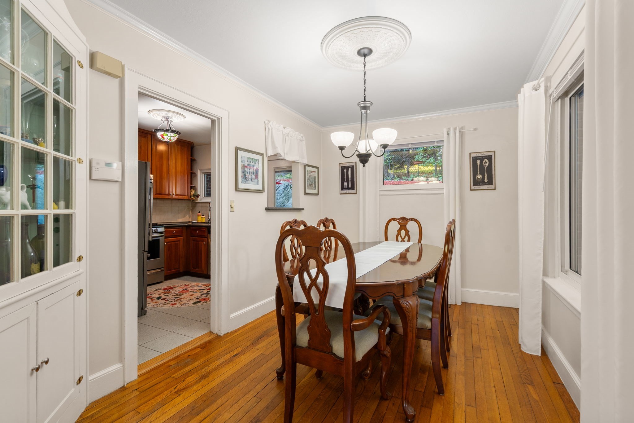 122 Austin Street Newton, MA 02460 - Photo 10 of 37 Gallery Image 10