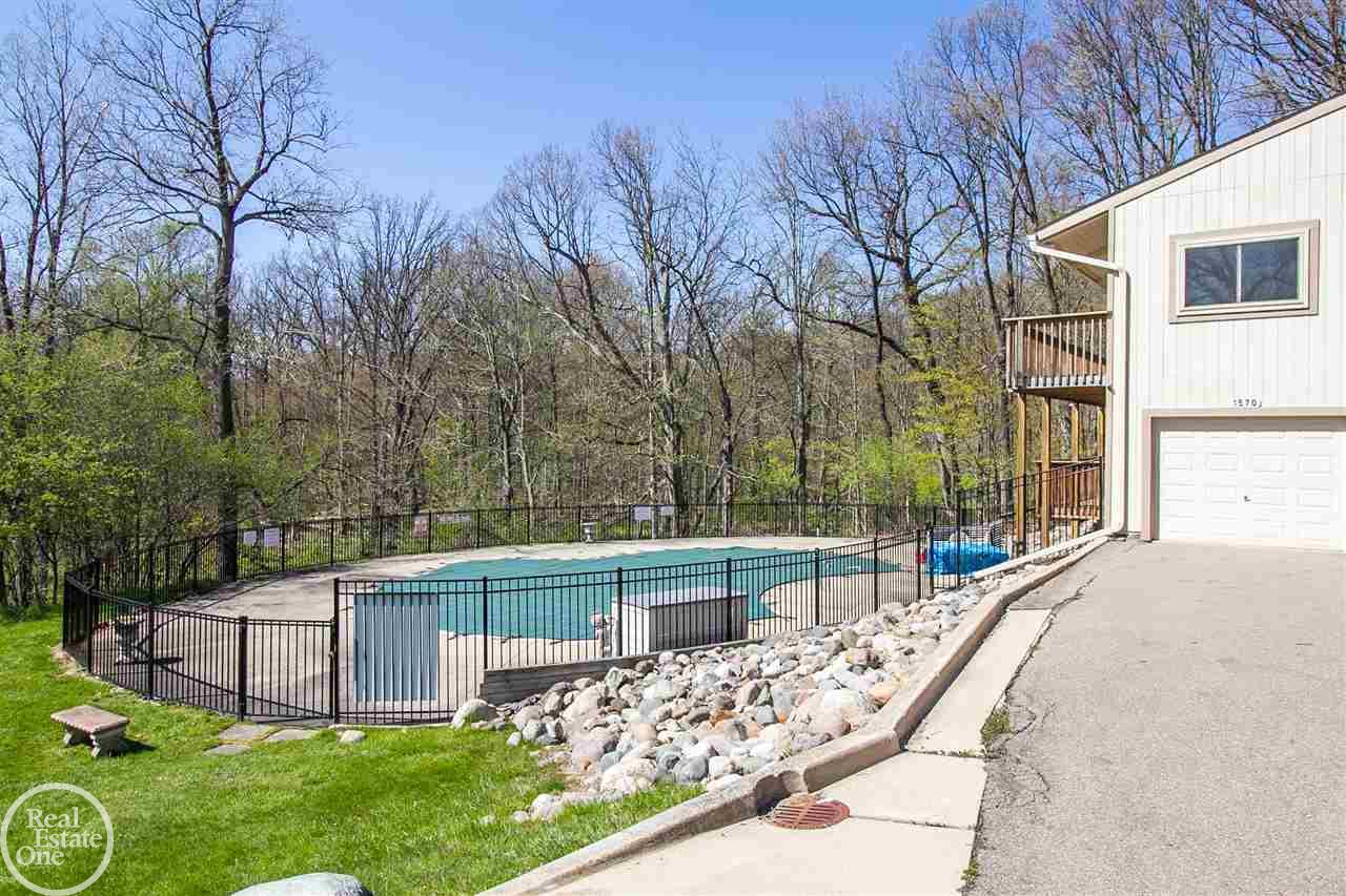 1663 Riverside Drive, Unit #1 Rochester Hills, MI 48309 - Photo 31 of 34