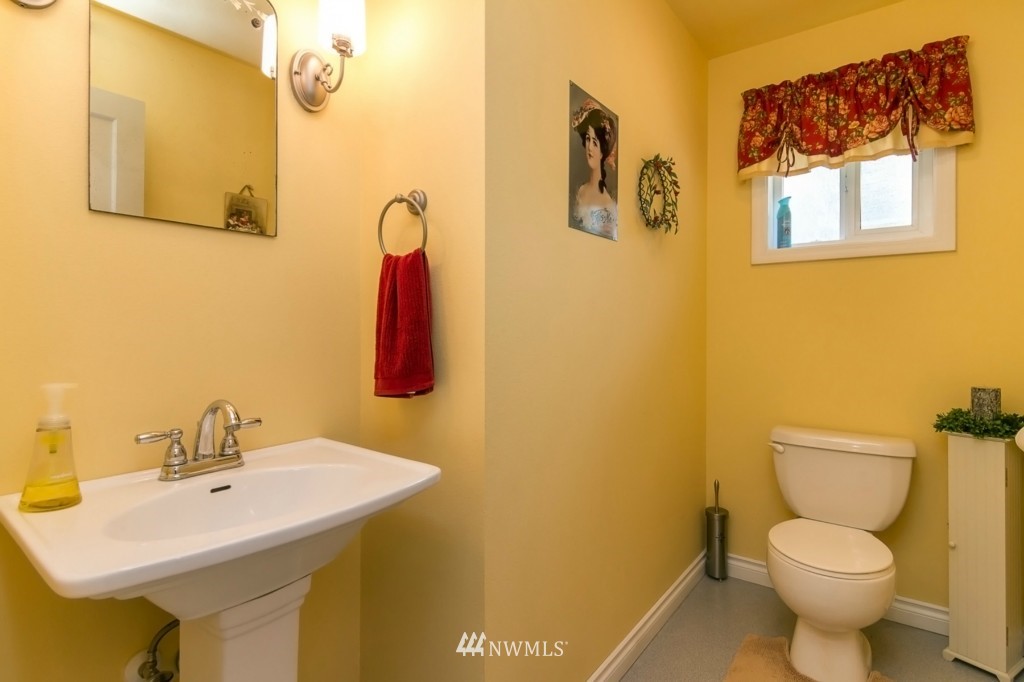 7878 Leibrant Road Everson, WA 98247 - Photo 11 of 25