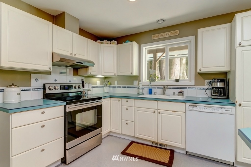 7878 Leibrant Road Everson, WA 98247 - Photo 6 of 25