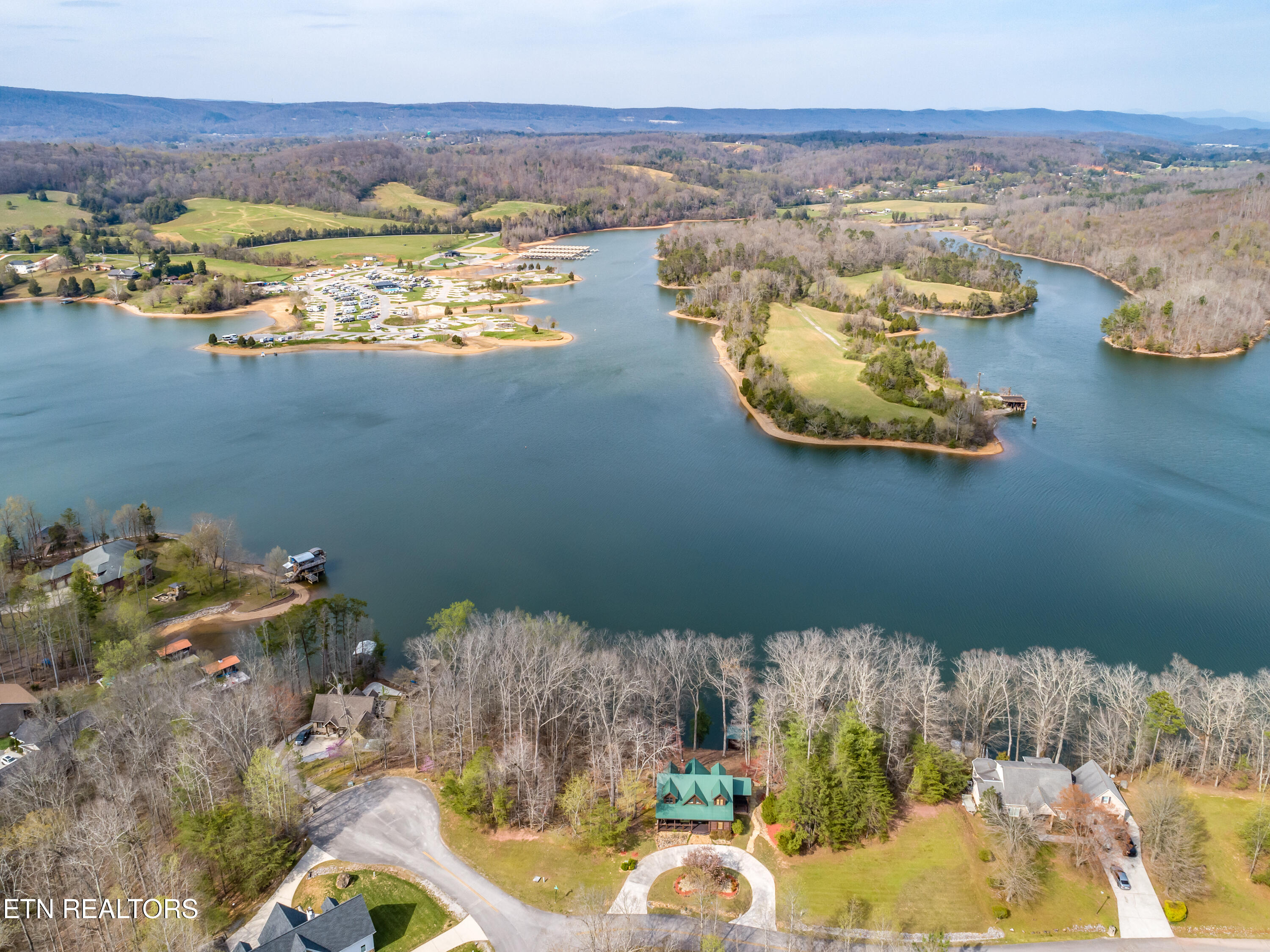 14 Tablerock Road Rockwood, TN 37854 - Photo 3 of 7 107 Sawmill Cove - Aerial 2