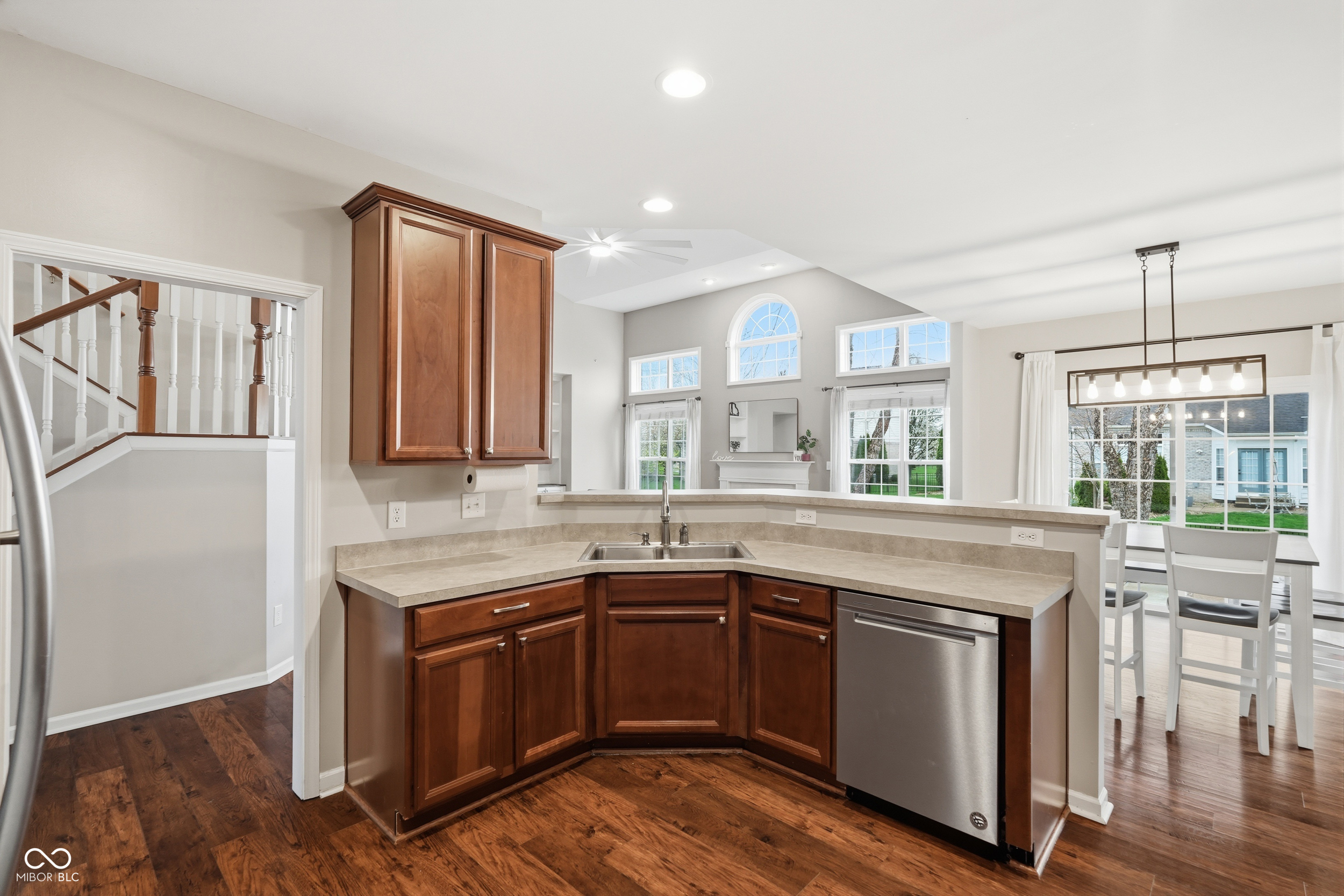 1559 Redsunset Drive Brownsburg, IN 46112 - Photo 12 of 56