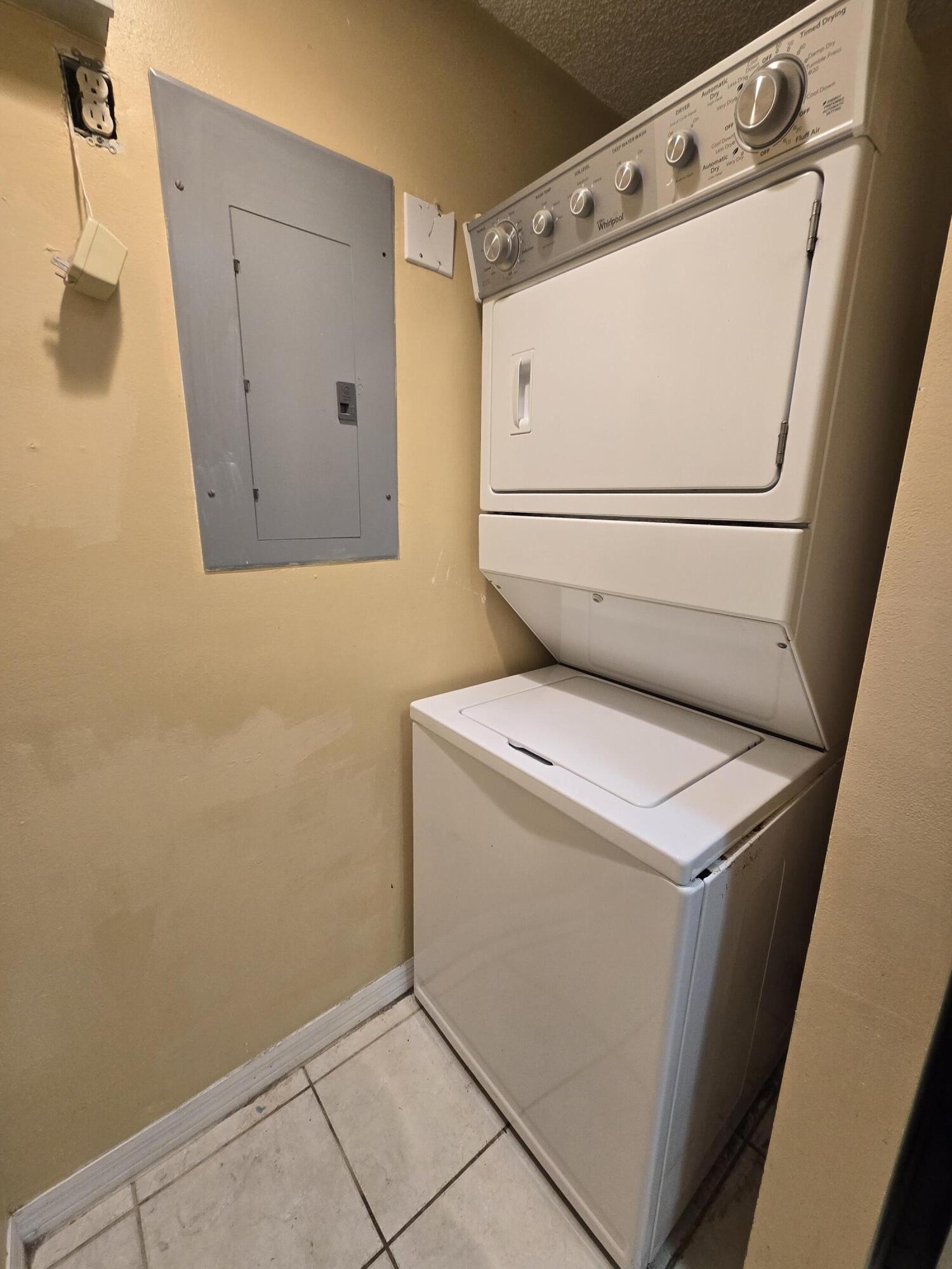 10306 Fox Trail Road South, Unit 912 West Palm Beach, FL 33411 - Photo 6 of 18 1000400102