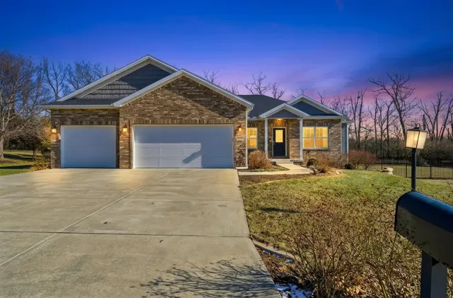 $474,900 | 13591 Fawn Drive, Bloomington, IL 61705