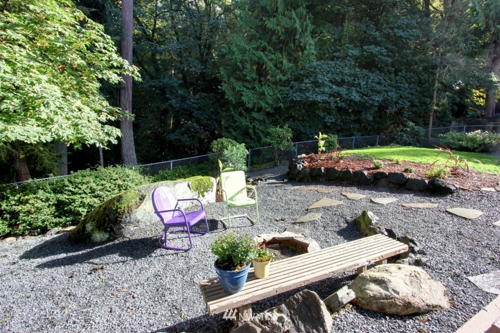 17709 Talbot Road Edmonds, WA 98026 - Photo 21 of 25 Gallery Image 21