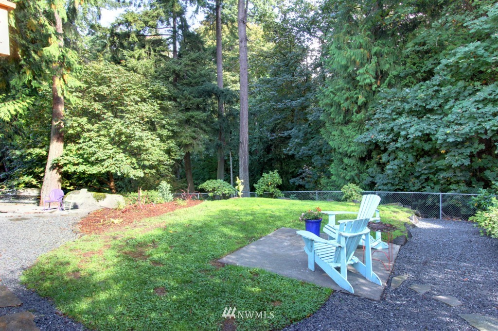 17709 Talbot Road Edmonds, WA 98026 - Photo 22 of 25 Gallery Image 22