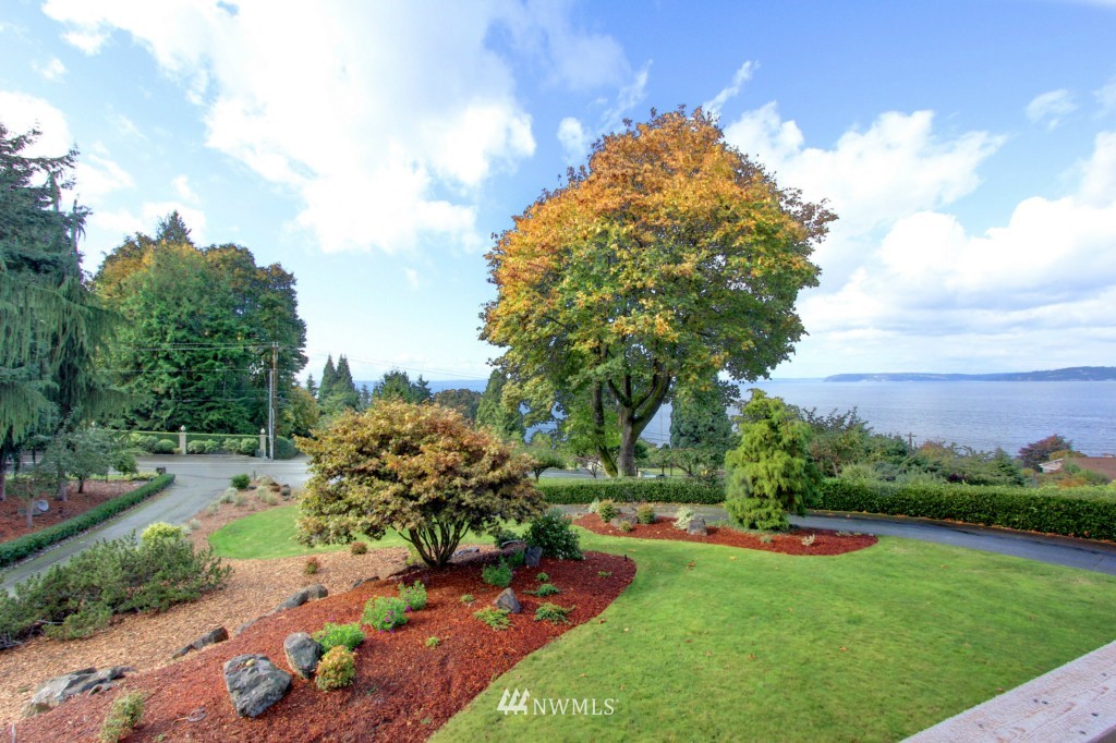 17709 Talbot Road Edmonds, WA 98026 - Photo 25 of 25 Gallery Image 25