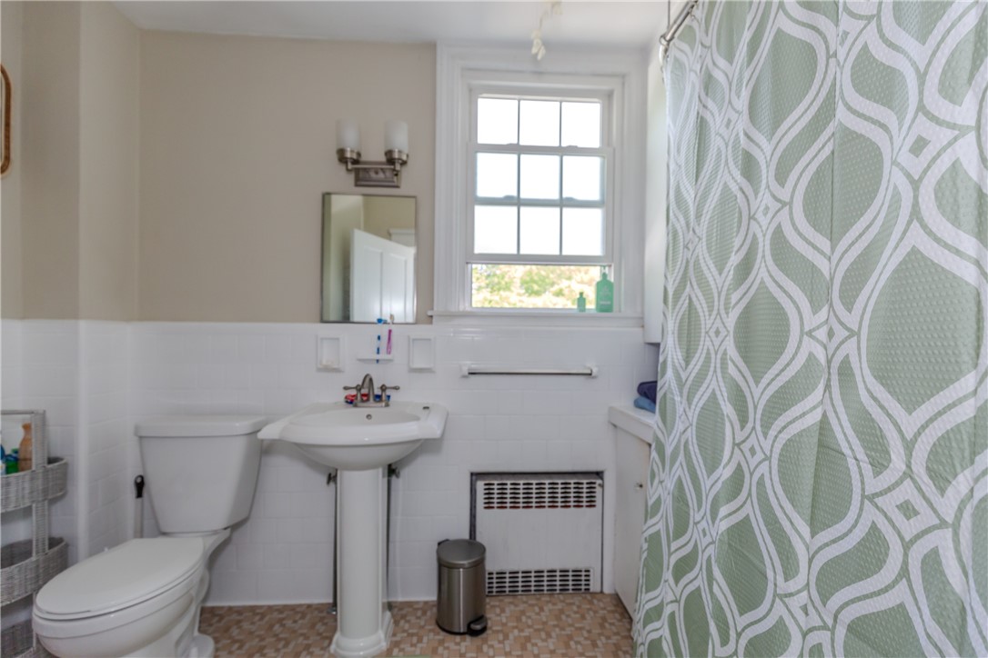 43 Brayton Road Smithfield, RI 02917 - Photo 35 of 50