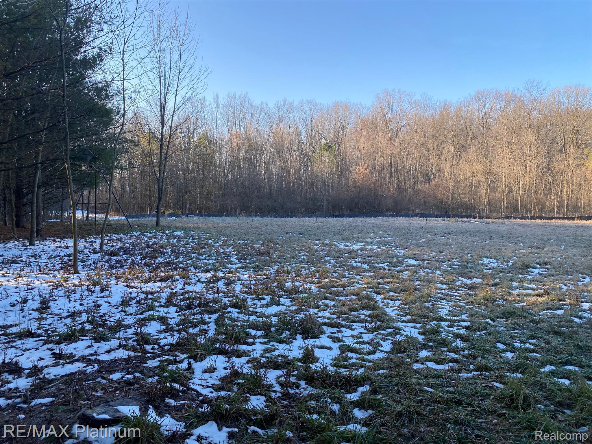 4747 West Marr Road Howell, MI 48855 - Photo 5 of 9 Gallery Image 5