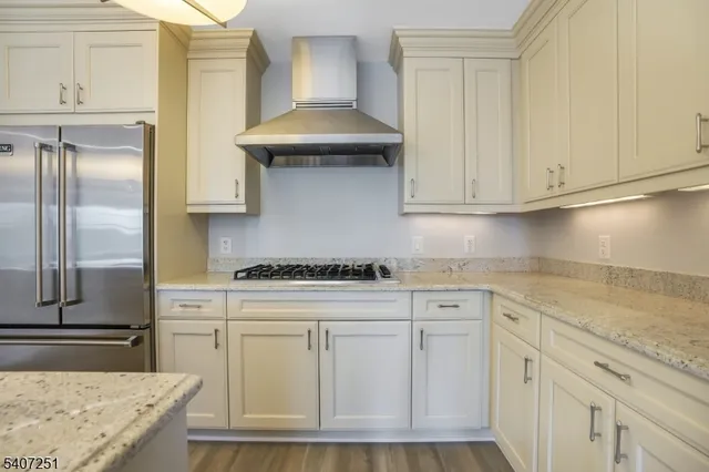 $6,500 | 40 West Park Place, Unit 412, Morristown, NJ 07960