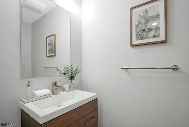 $6,500 | 40 Park412, Unit 412, Morristown, NJ 07960